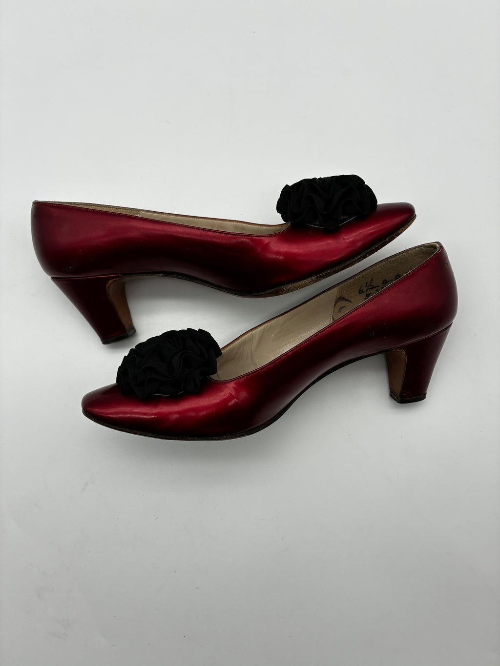 Vintage Saks Fifth Avenue Floret Heels