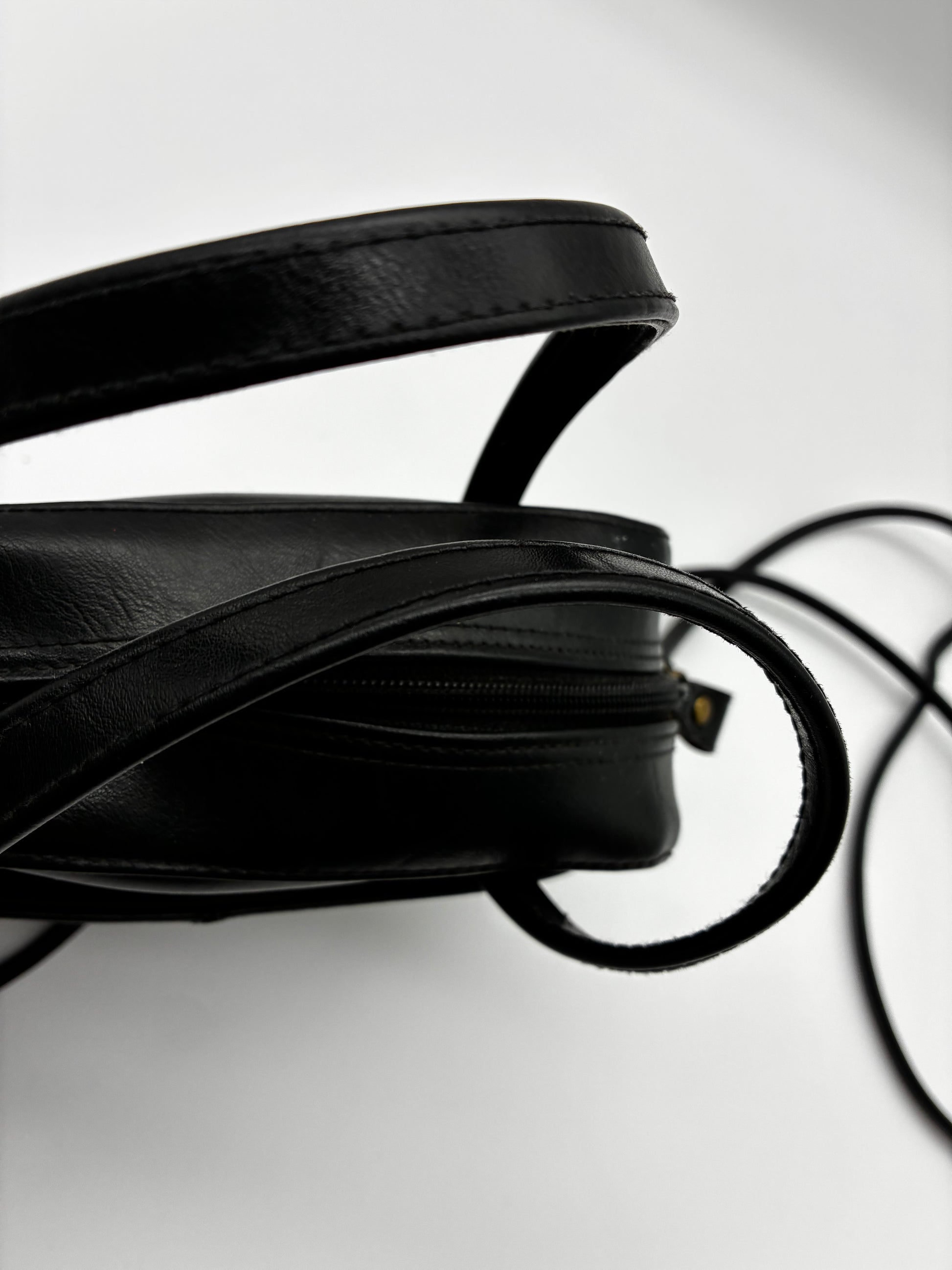 Vintage Liz Claiborne Crossbody